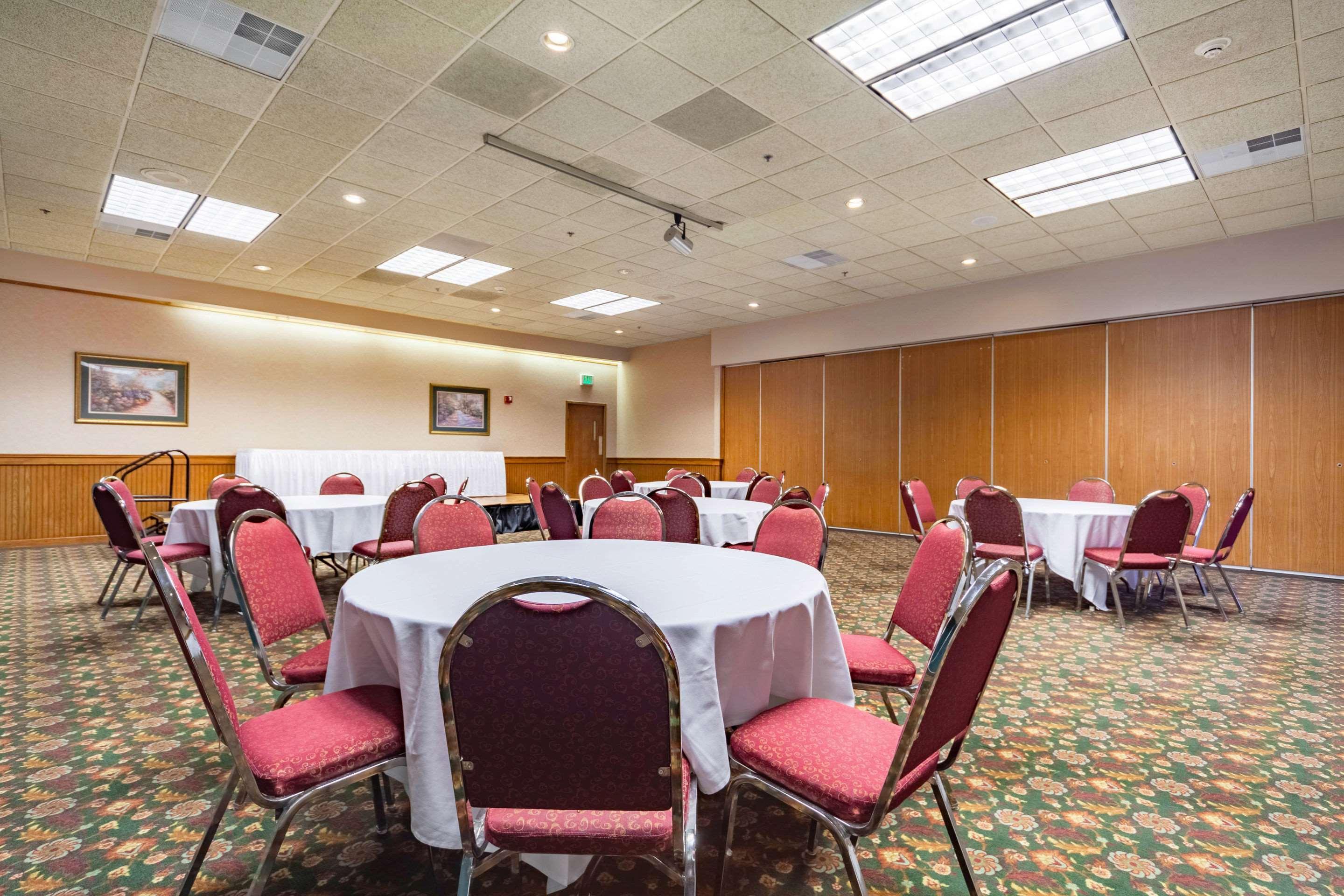 Quality Inn And Conference Center I-80 Grand Island Doniphan Kültér fotó
